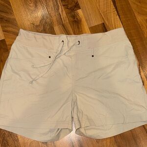 Royal‎ Robbins jammer khaki short size large UPF, moisture wicking, quick dri